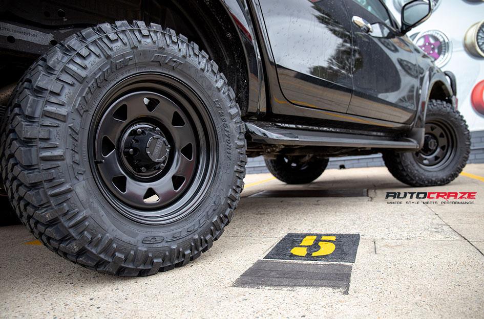 MITSUBISHI TRITON TERRA SATIN BLACK